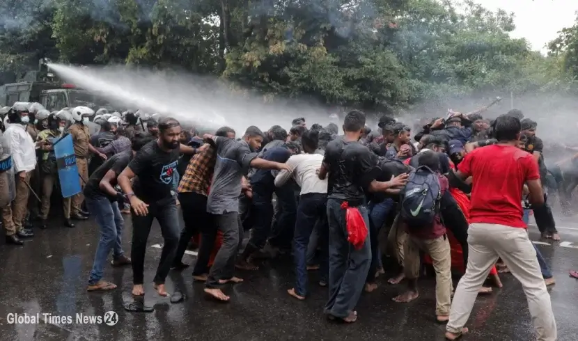 Protests in Sri Lanka linger after PM's resignation